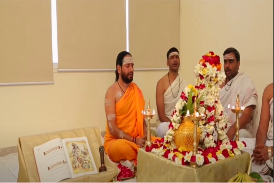Sacred Vedic pooja ceremony at Har Ki Pauri